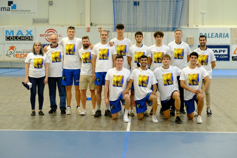 GALERIA DE FOTOS de la clausura de otra gran temporada del Dénia Bàsquet Club y la escuela GALERIA DE FOTOS de la clausura de otra gran temporada del Dénia Bàsquet Club y la escuela